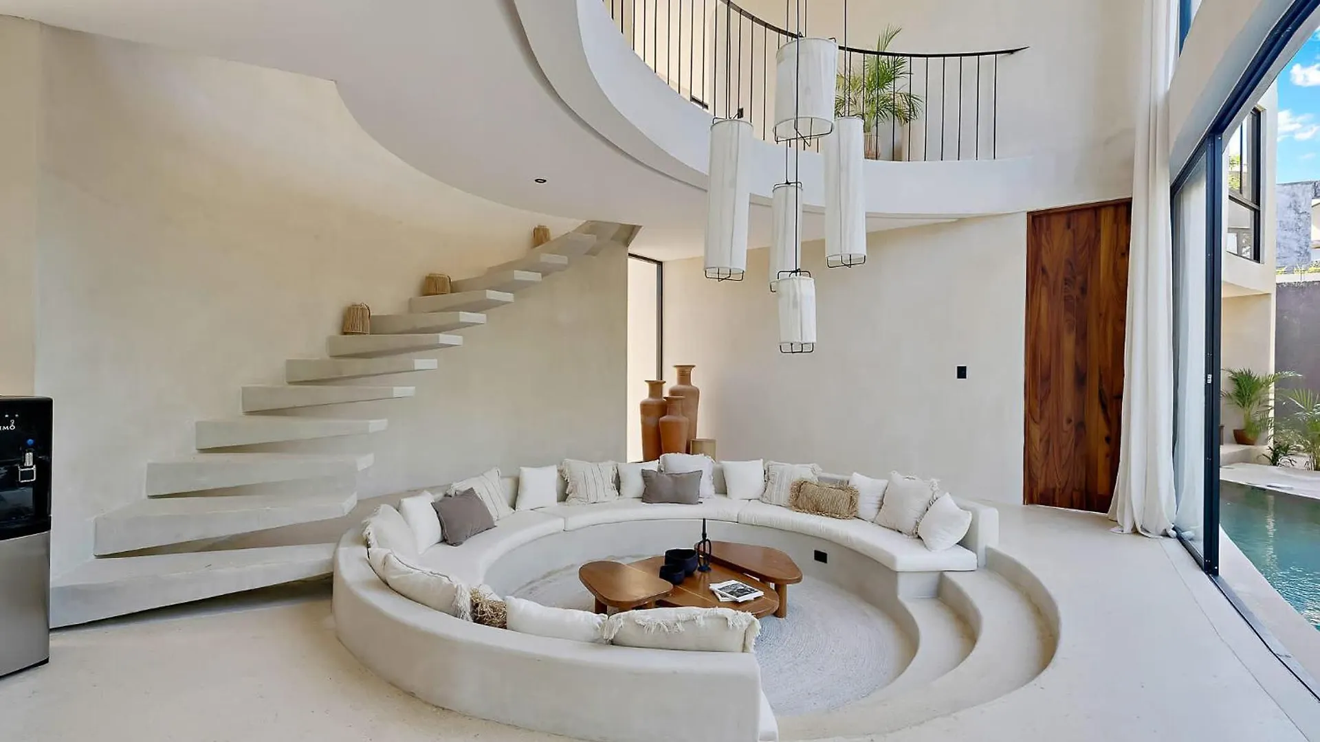 Majestic Jungle Villa With 2 Pools & Rooftop Bbq 图卢姆